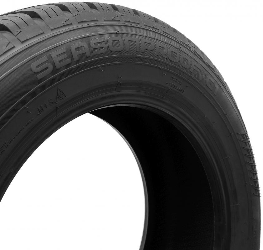 Nokian  SEASONPROOF C1 195/75 R16