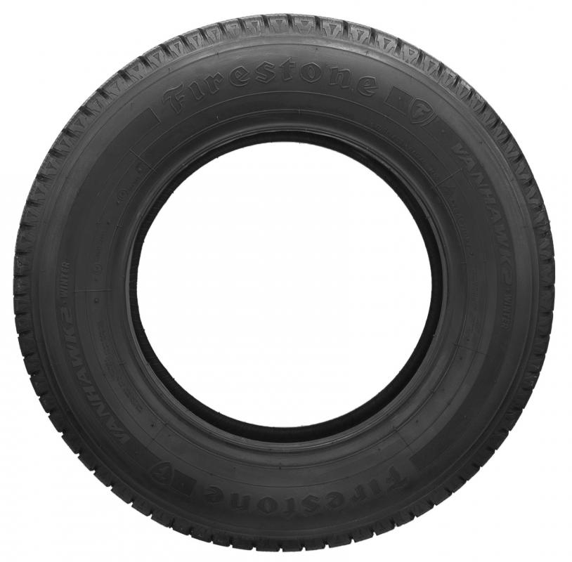 Firestone  VANHAWK 2 WINTER 215/70 R15