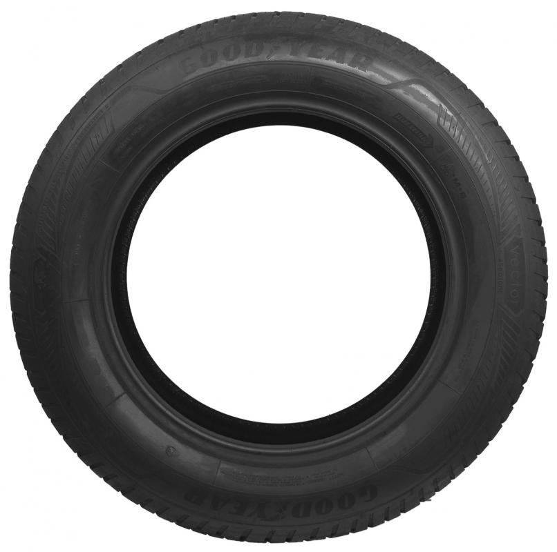 Goodyear  VECTOR 4SEASONS GEN-3 SUV 225/50 R18