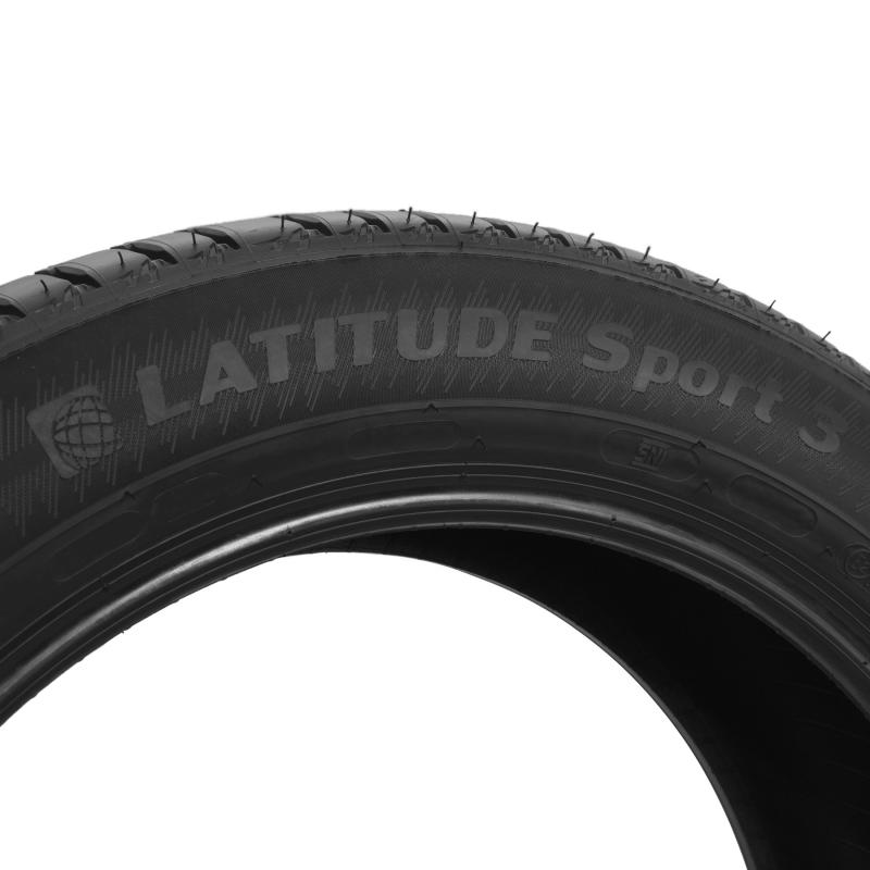 Michelin  LATITUDE SPORT 3 235/65 R17