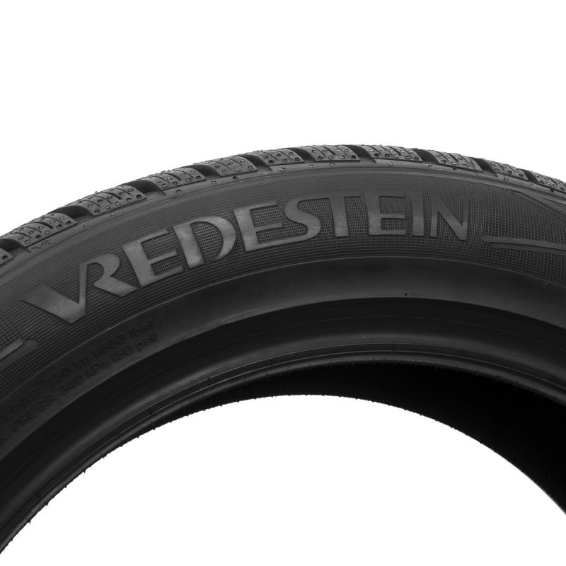 Vredestein  WINTRAC PRO 215/40 R17